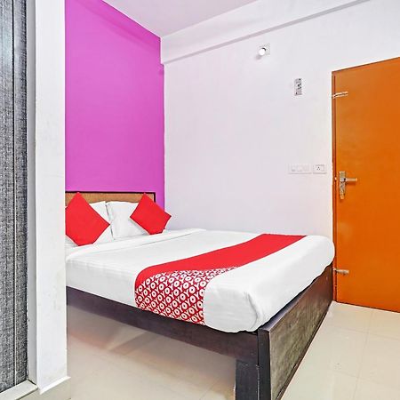 Hotel Thaza Rooms Nedumbassery Buitenkant foto